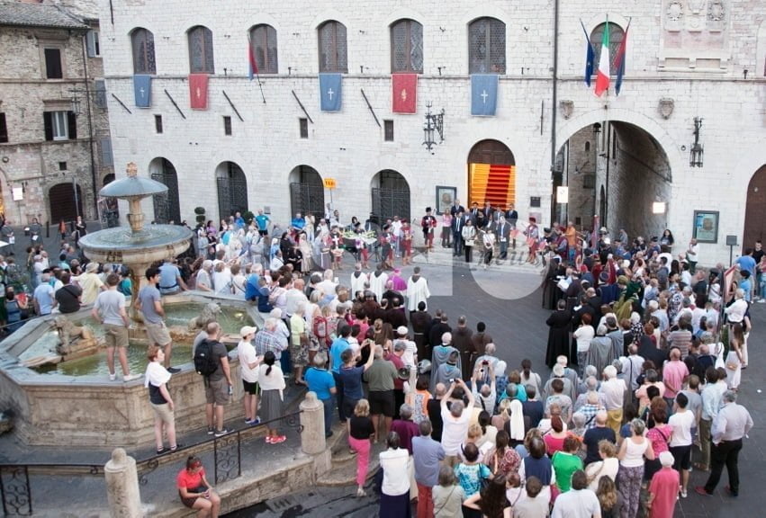 Celebrata la Festa del voto 2017 ad Assisi: ricordato anche Mons ... - Assisi News (Comunicati Stampa)