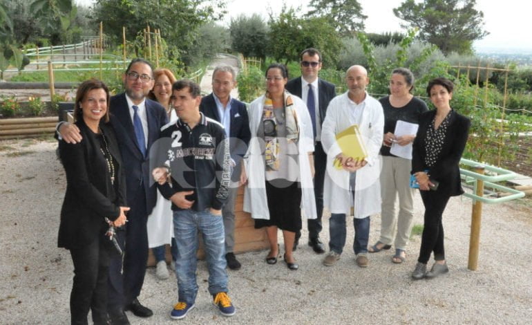 L'onorevole Gianni Pittella in visita all'Istituto Serafico di Assisi