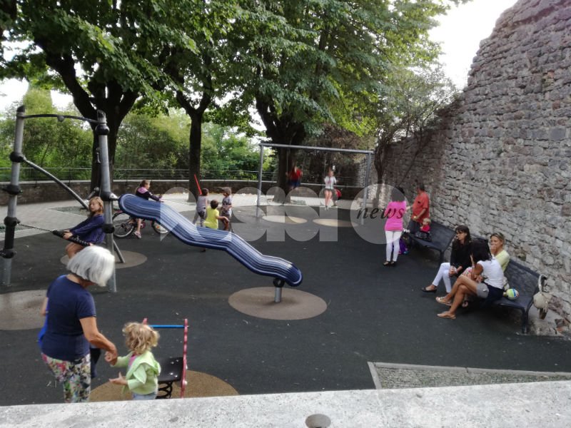 Parco di Porta Nuova, l'appello dei genitori: "Diventi a misura di bambino"