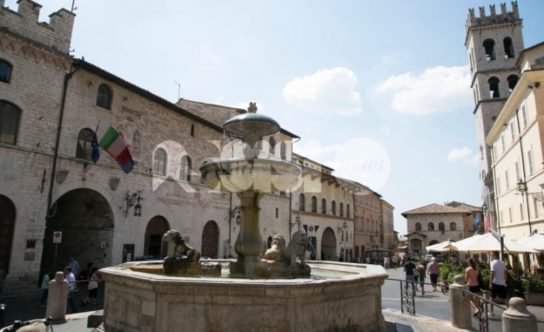 Staff del sindaco di Assisi, esposto di Bartolini, Fioroni e Fortini