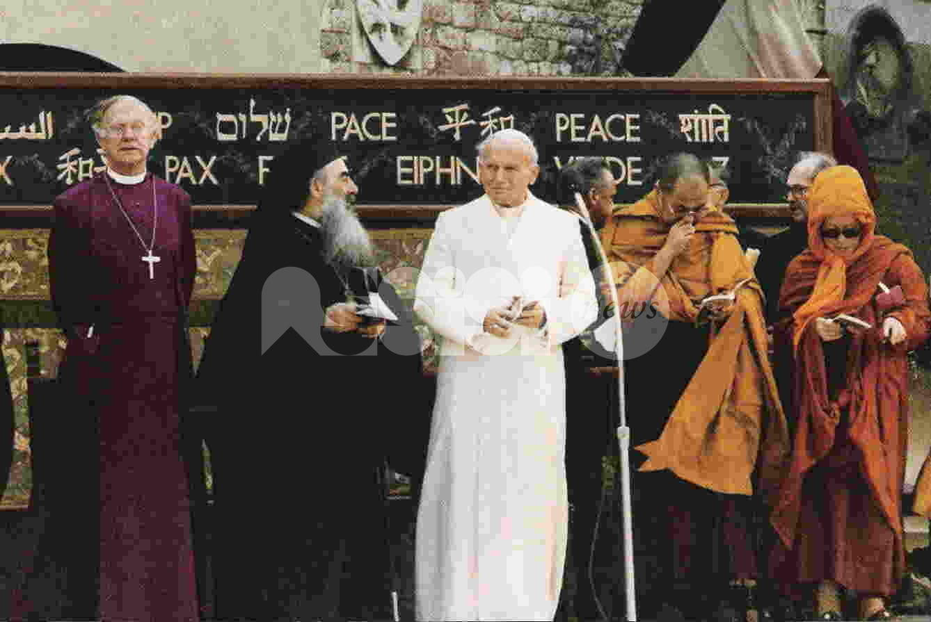 Papa Giovanni Paolo II, un Santo ricordato da Assisi