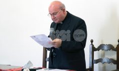 Monsignor Domenico Sorrentino festeggia 50 anni di sacerdozio