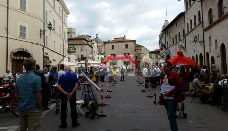 Motogiro d'Italia 2017 anche ad Assisi: le foto della tappa