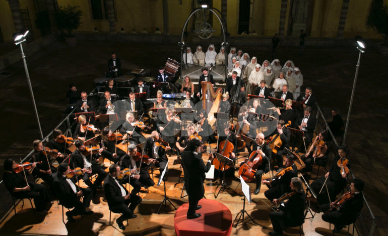 La Suor Angelica di Puccini ad Assisi: le foto dello spettacolo al Sacro Convento