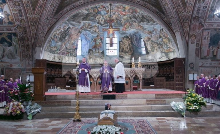 Celebrati ad Assisi i funerali di padre Vincenzo Coli