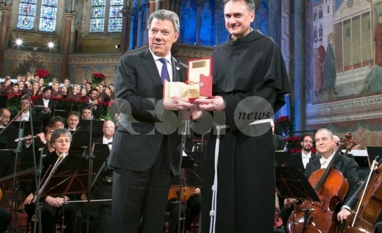 Juan Manuel Santos ad Assisi: “Sarò strumento di pace per la Colombia”