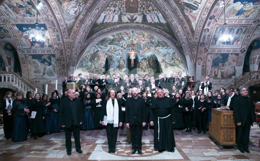 Natale in coro 2017, le foto del concerto dalla Basilica di San Francesco