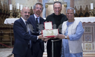 Percorsi Assisi, dal premio Nobel Yunus l'appello per una nuova economia