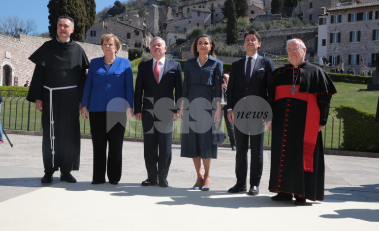Il grande giorno dei Reali di Giordania ad Assisi: l’arrivo in Basilica accolti dalle autorità