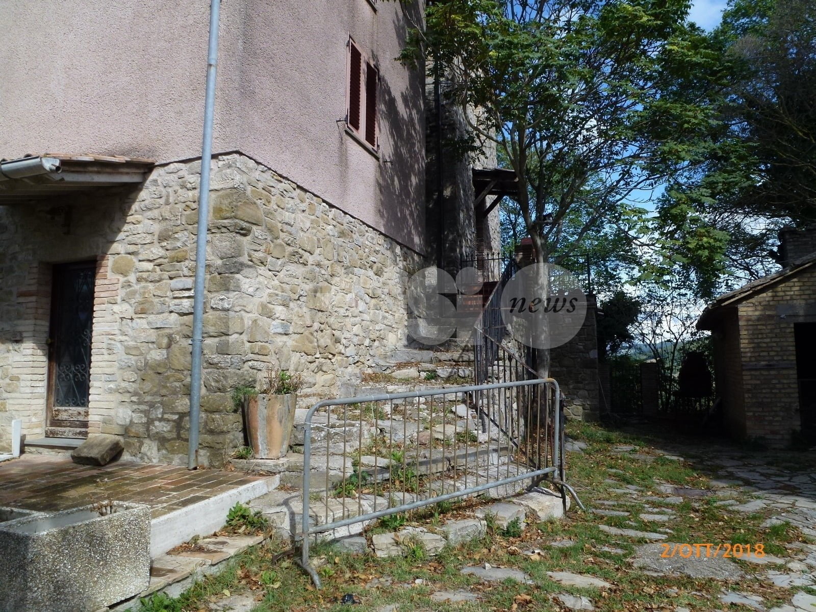 Pieve San Nicolò nel degrado: la denuncia fotografica di Claudia Travicelli