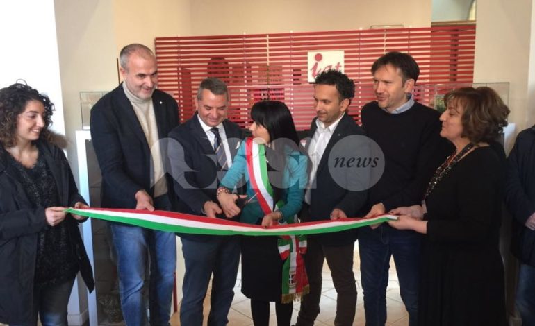 Inaugurato il nuovo ufficio informazioni Assisi: “Nuovo modello accoglienza”