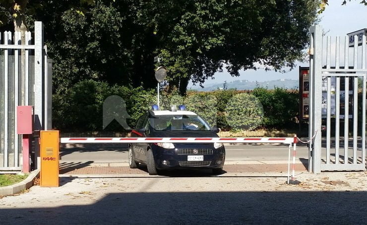 Caserma Carabinieri di Petrignano d’Assisi ancora vuota, la denuncia di Edo Romoli