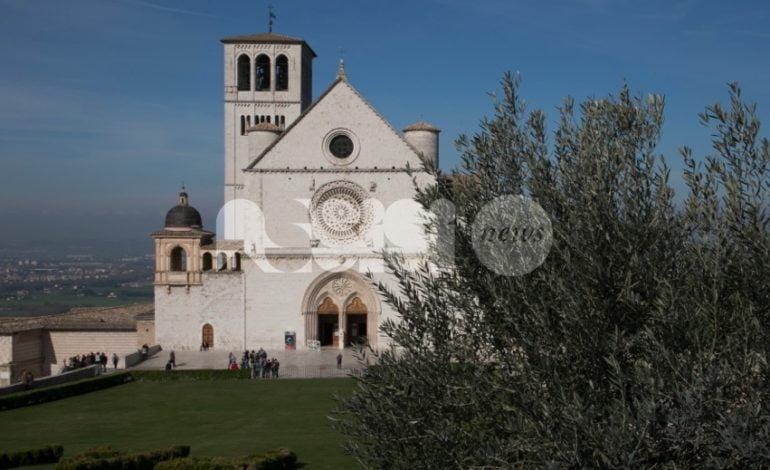 Terremoto un anno dopo, i Frati di Assisi in preghiera per le vittime