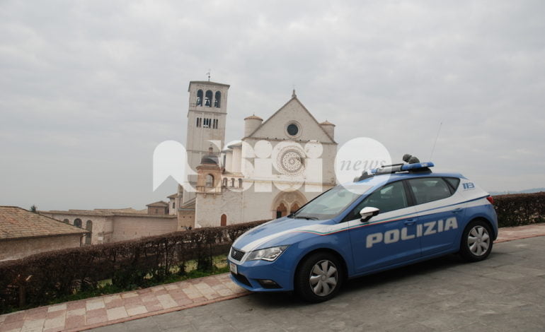 Fa il pieno e scappa senza pagare: italiano denunciato dalla Polizia di Assisi