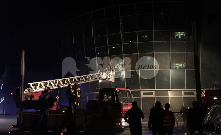 Incendio al Ki Club a Bastia Umbra: vigili del fuoco sul posto