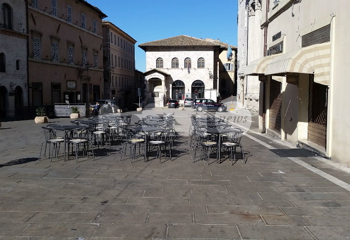 Desertificazione del centro storico di Assisi, Lega Nord e Fronte Nazionale all’attacco