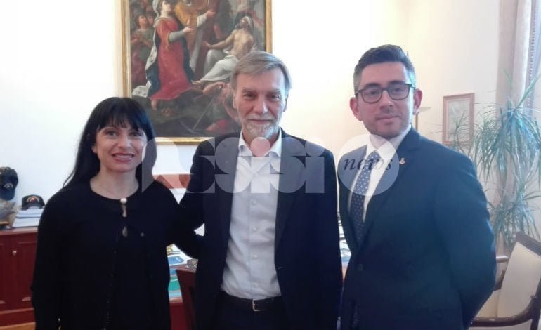 La giunta di Assisi incontra il ministro Delrio: progetti per scuole, ambiente e mobilità pubblica