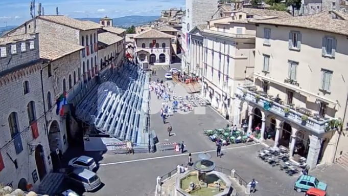 Il Calendimaggio di Assisi 2017 live grazie a Umbriawebcam: come vederlo