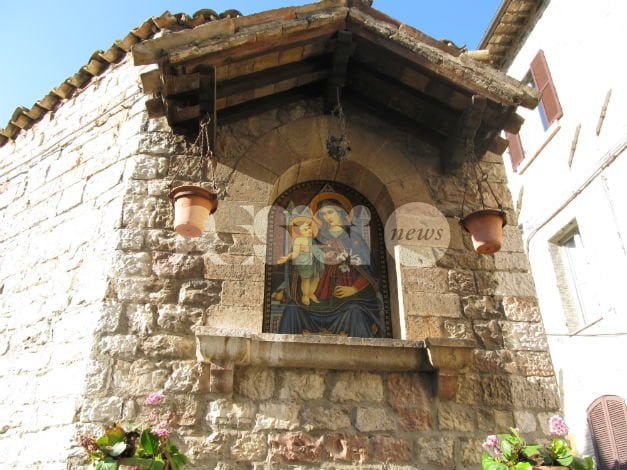 O-Maggio a Maria, a Santa Maria degli Angeli la mostra sulle edicole votive
