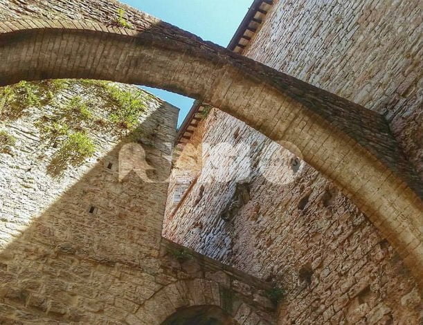 Torre del Popolo ad Assisi visitabile: la Compagnia Balestrieri offrirà un suo progetto