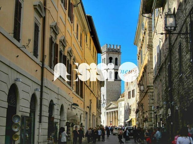 Commercio in crisi ad Assisi, Vincenzo Di Santi: "Fare rete e sfruttare gli eventi"