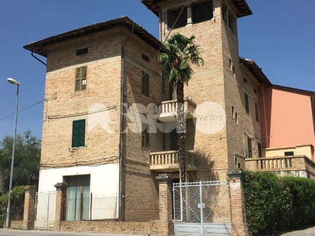 La giunta Proietti replica a Pastorelli: “Quella da lui indicata non è la caserma dei Carabinieri di Petrignano”