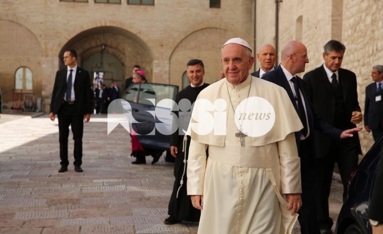 In viaggio con Francesco, da Assisi una nuova rubrica radiofonica sul Papa