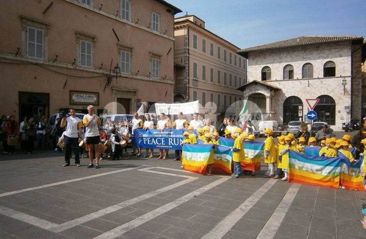 Domenica 24 settembre, ad Assisi e Cannara, la staffetta Peace Run