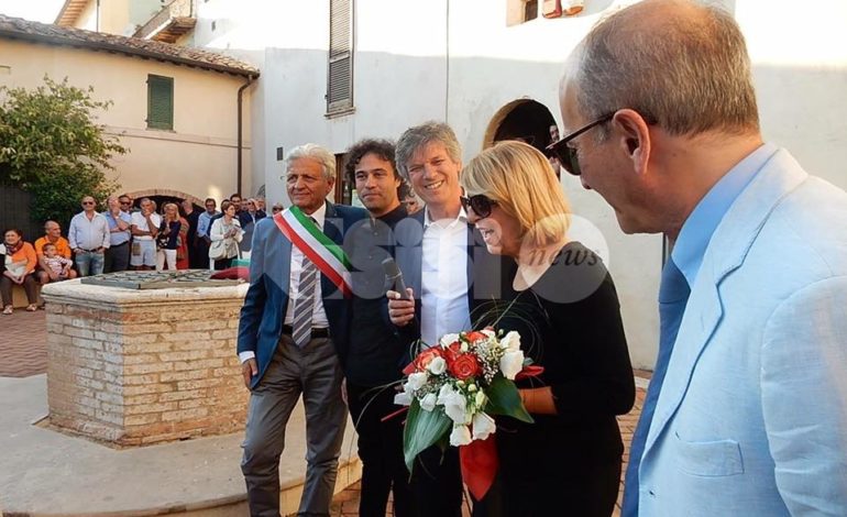 Torgiano dedica una piazza al musicista Ciro Scarponi