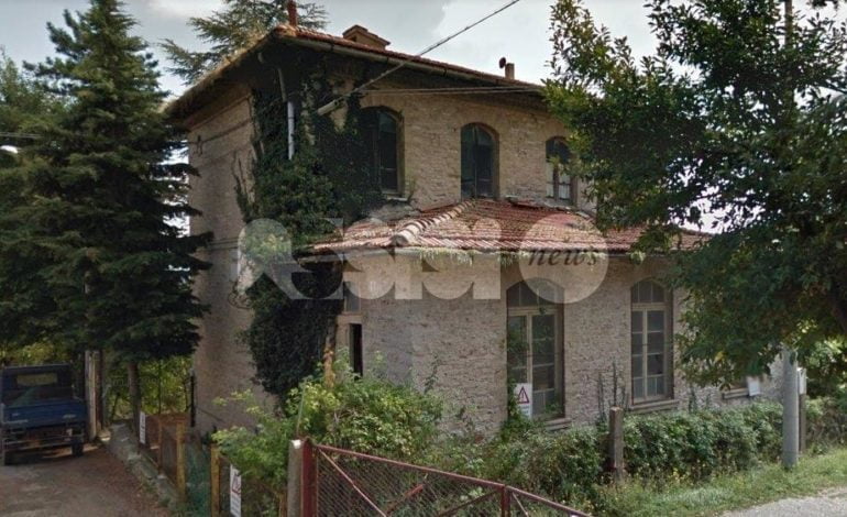 La ex scuola di Armenzano recuperata e adibita a centro di aggregazione sociale e culturale e ostello