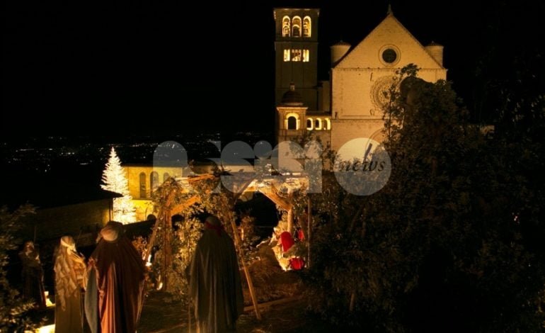 Buon Natale 2017 (Merry Christmas) da AssisiNews: il sito riparte il 27 dicembre