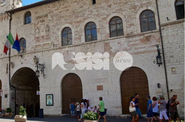 Assunzioni al Comune di Assisi, le figure e i requisiti richiesti