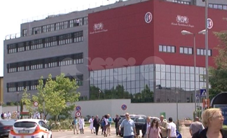 Ospedale di Perugia, ematologa positiva al coronavirus: in 15 in isolamento fiduciario
