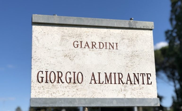 CasaPound Italia: “Scelta folle cancellare i giardini Almirante”