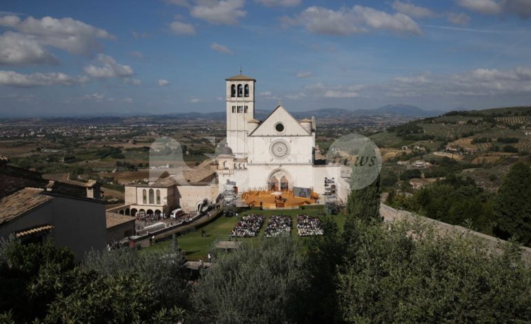 Cortile di Francesco 2018 ad Assisi, tra gli ospiti anche Ozpetek e Pannofino