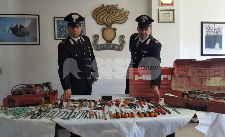 Bastia Umbra, i carabinieri denunciano ladro seriale di attrezzature da cantiere
