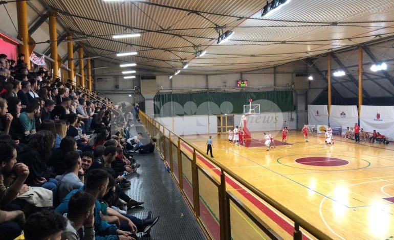 Basket, play-off: Virtus Assisi batte ancora Teramo in gara 2, C Gold vicina