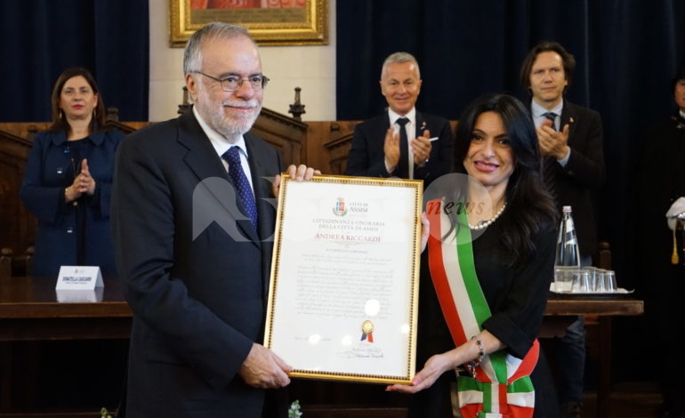Andrea Riccardi cittadino onorario di Assisi: le foto della cerimonia