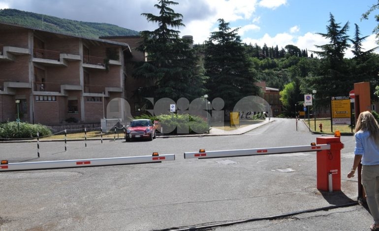 Ospedale, Assisi Domani: “Nonostante le promesse, continua lo stato di abbandono”