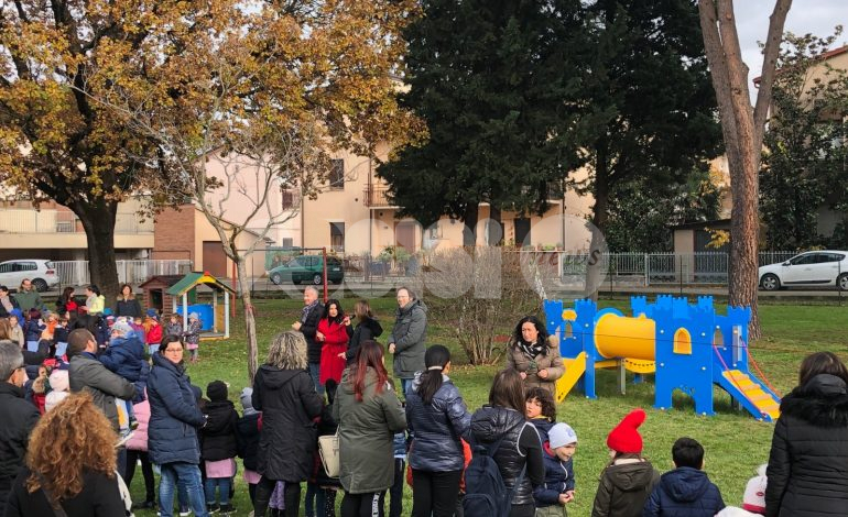 Inaugurati i giochi per bambini alla Cimino di Santa Maria (foto)