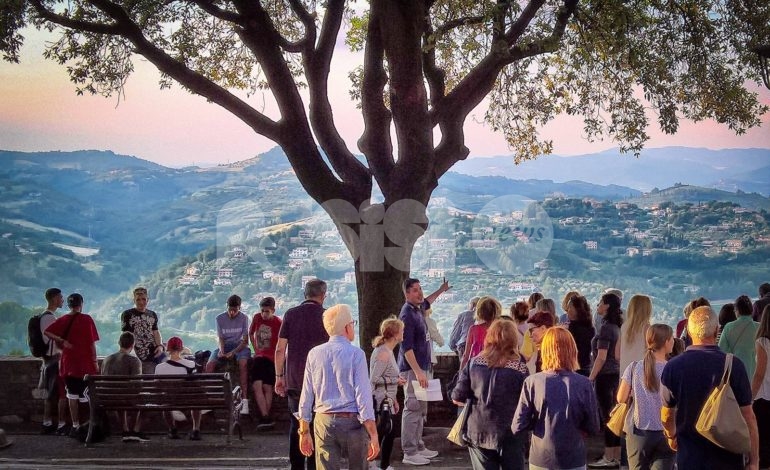 Guide turistiche, l’allarme: “In Umbria dimenticati dalla Regione”