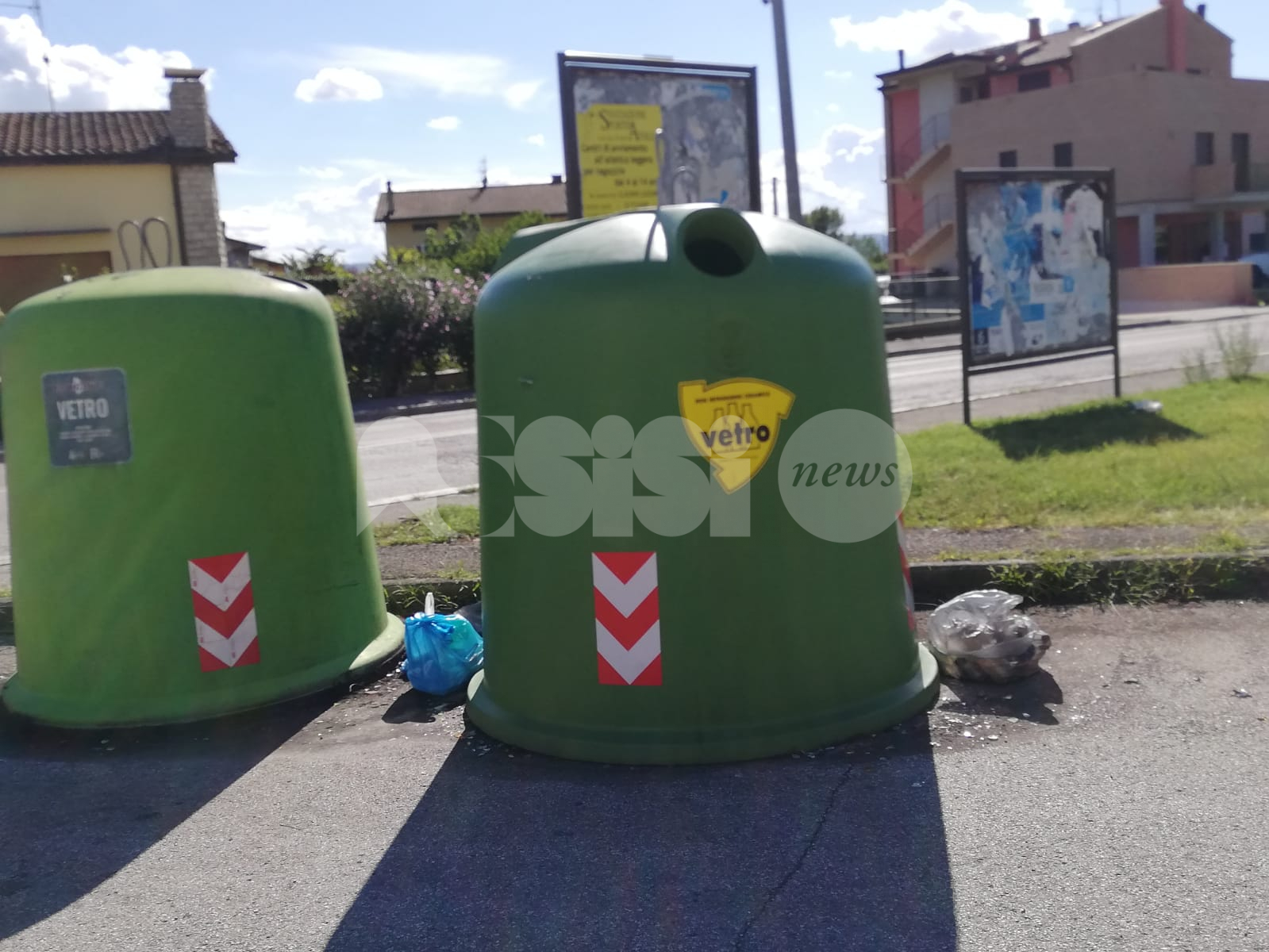 Abbandoni di rifiuti a Rivotorto, ancora casi nella frazione di Assisi