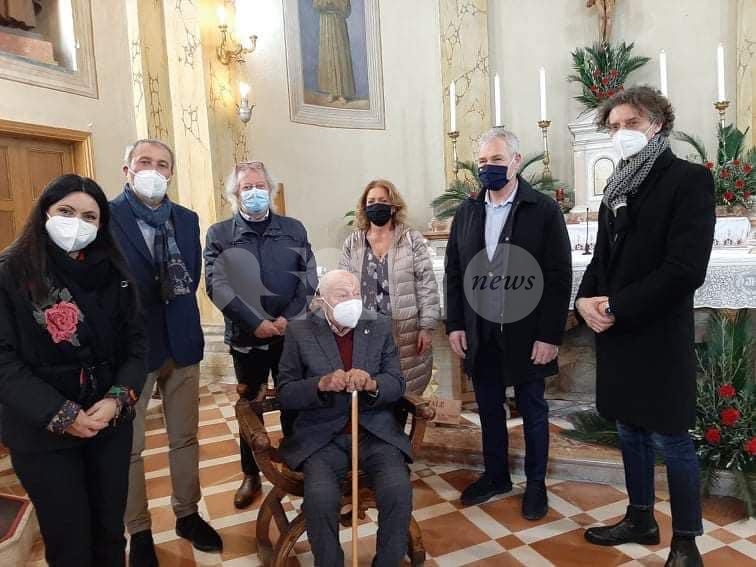 Marsilio Alessandretti compie 100 anni, grande festa a Viole di Assisi