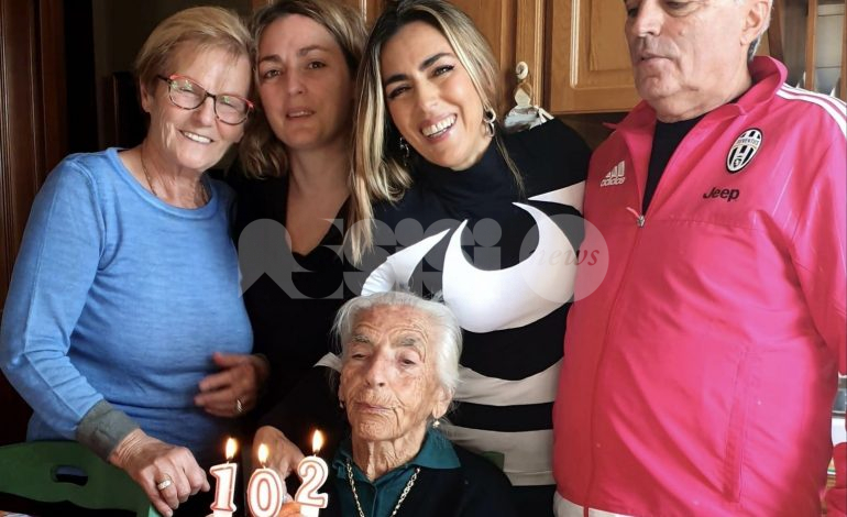 Emilia Perugini compie 102 anni, oggi è a Rivotorto la grande festa