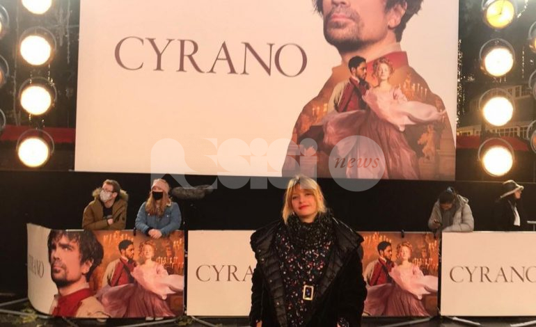 Cyrano, nel nuovo film di Joe Wright anche l’assisana Annamaria Pennazzi come seconda assistente