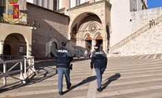 Turista ad Assisi, ma aveva il foglio di via: denunciata 28enne