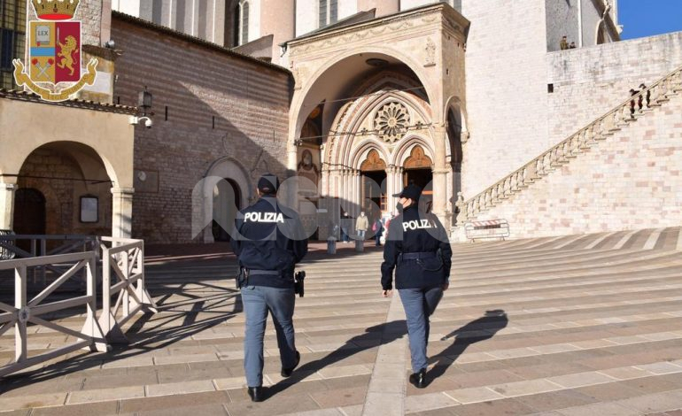 Turista ad Assisi, ma aveva il foglio di via: denunciata 28enne