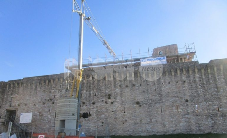 Rocca Maggiore, continuano i lavori: riapertura dopo l’estate