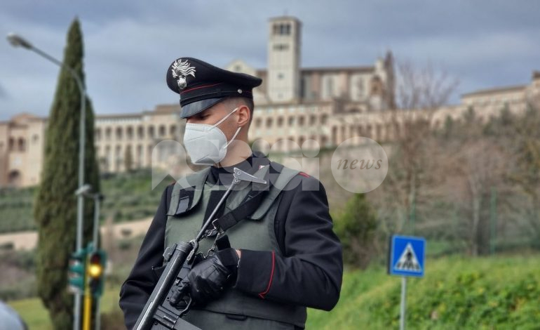 Sicurezza stradale, i carabinieri sanzionano sei persone