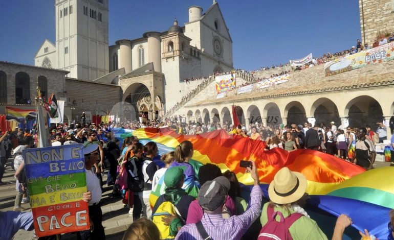 Marcia per la pace straordinaria Perugia-Assisi, “Insieme per non violenza e disarmo”